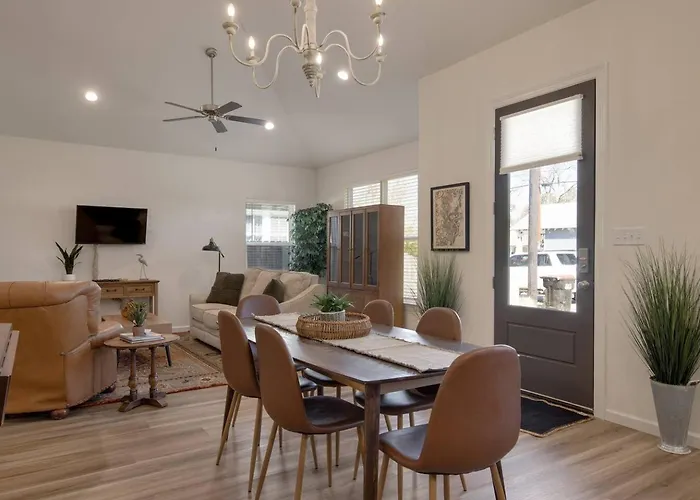 Holiday home Freetown Modern 3br W/big Kitchen *